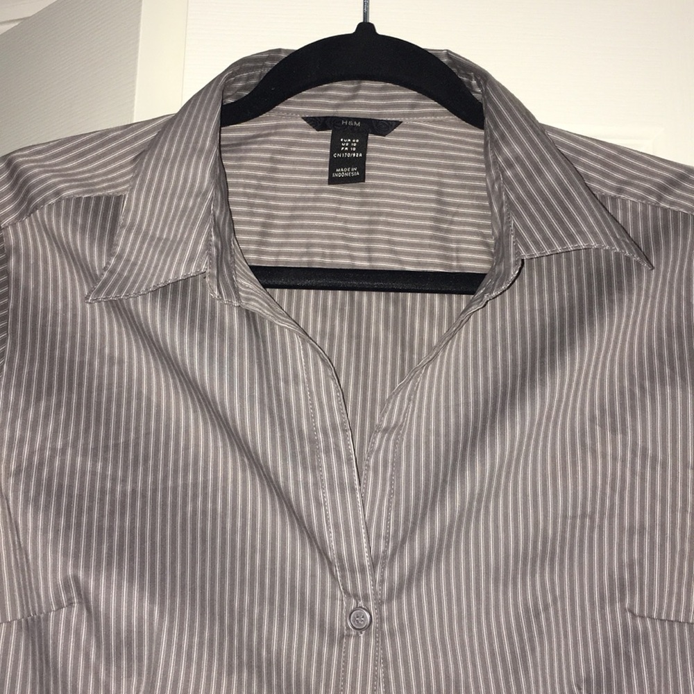 H&M Button Up - Picture 3 of 4